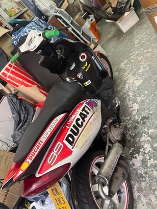 Moto Yamaha Jog RR personalizada Precio negociable