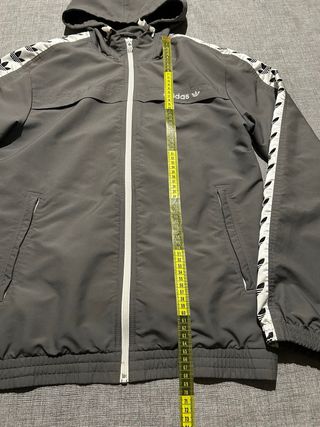 Giacca Adidas leggera grigia taglia S