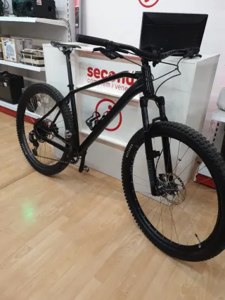 Bicicleta Montaña 29" Cuadro de AluminioPoco Usada