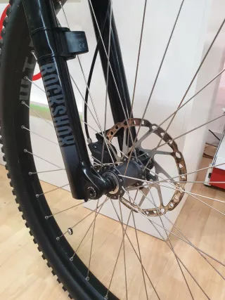 Bicicleta Montaña 29" Cuadro de AluminioPoco Usada