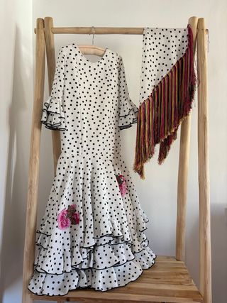 Traje de Flamenca El Ajolí Niña 6/7 Años