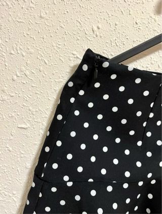 Falda corta negra Zara