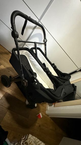 Carrito de bebé doble negro