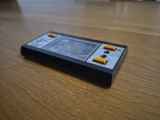 Consola Gakken LCD Card Game Search Light