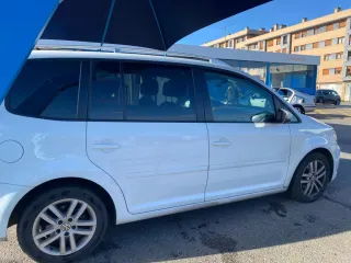 Volkswagen Touran 2013