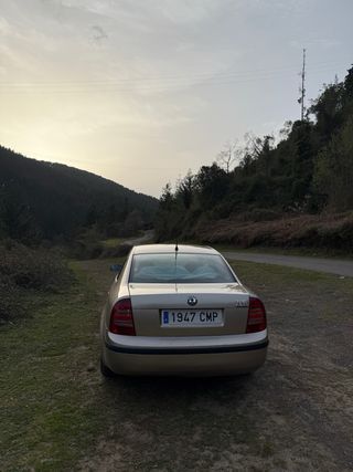 Skoda Superb 2003