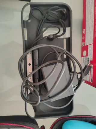 Nintendo Switch Gris/Rojo con Accesorios