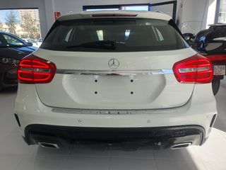 Mercedes-Benz GLA 2015