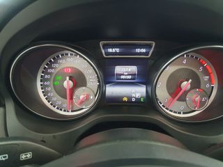 Mercedes-Benz GLA 2015