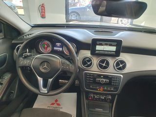 Mercedes-Benz GLA 2015