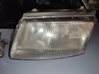 Faróis Originais Hella Passat B5