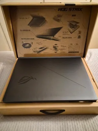 ASUS ROG Strix G18 (RTX 5070)