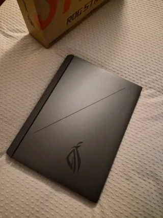 ASUS ROG Strix G18 (RTX 5070)