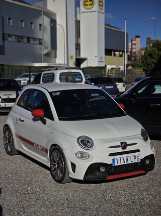 Abarth 595 2021