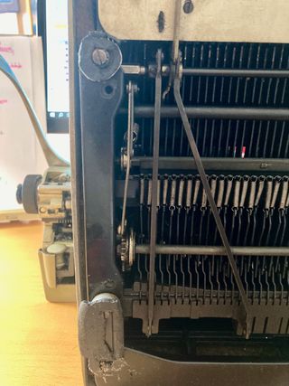 Máquina de escribir Olivetti Lexicon 80