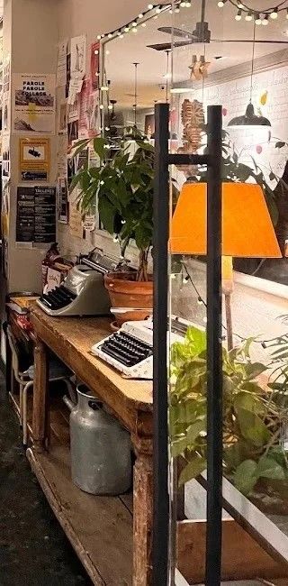 Máquina de escribir Olivetti Lexicon 80