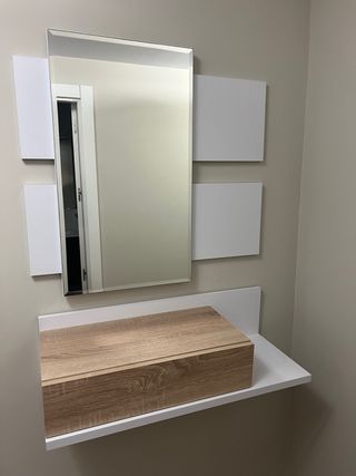 Mueble de entrada colgante con cajón y espejo