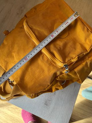 Mochila bolso amarillo