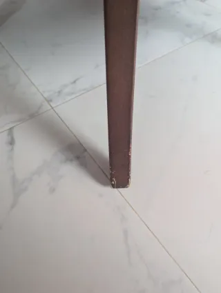 Butaca rosa de terciopelo cómoda