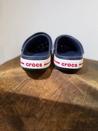 Crocs Talla 44 Mex con pines de obsequio