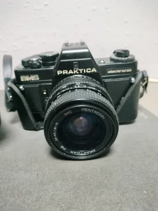 Cámara vintange Praktica BMS Electronic + funda y