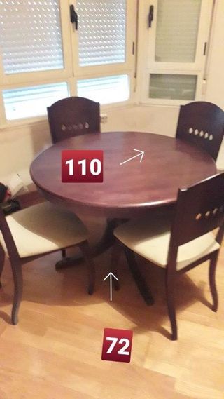 Mesa de comedor redonda con 4 sillas