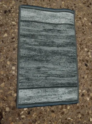 Alfombra de pasillo gris y azul