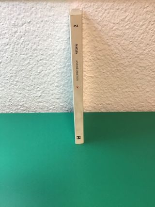 Nadja Letras Universales / Universal Writings