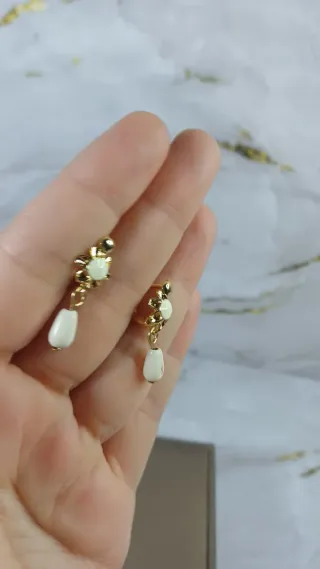 Pendientes Vintage Coral Blanco Chapado Oro