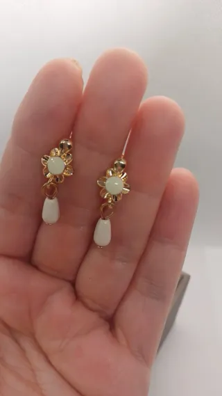 Pendientes Vintage Coral Blanco Chapado Oro