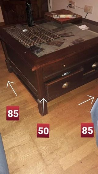 Mesa de centro de madera y cristal