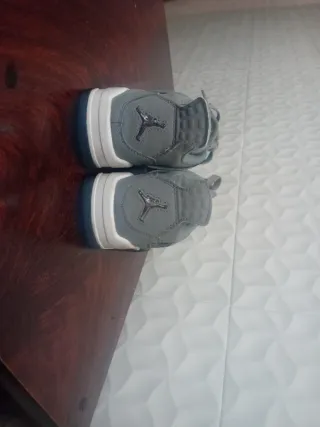 Jordan 4 Retro Talla 37