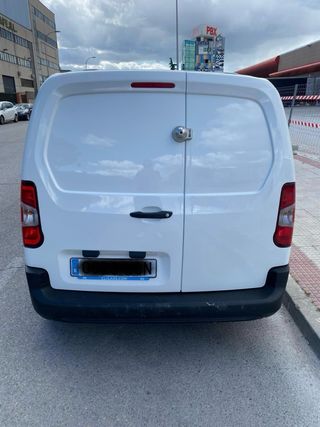 Citroen Berlingo Van talla M B