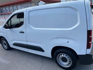 Citroen Berlingo Van talla M B