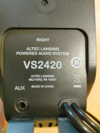Altavoces Altec Lansing Negros