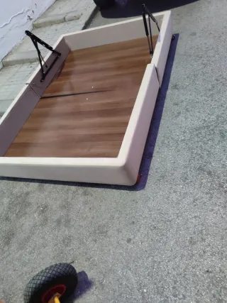 Canapé 1,90 x 1,35 m