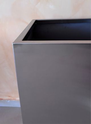 Macetas Acero Inox. Gran Capacidad