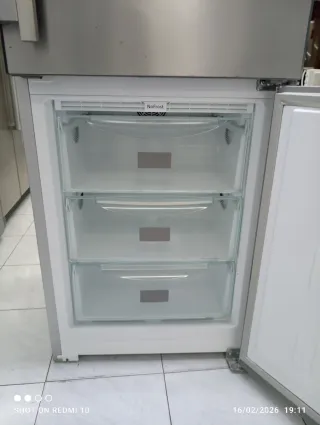 NEVERA MARCA LIEBHERR PLATEADO 2+60+60cm