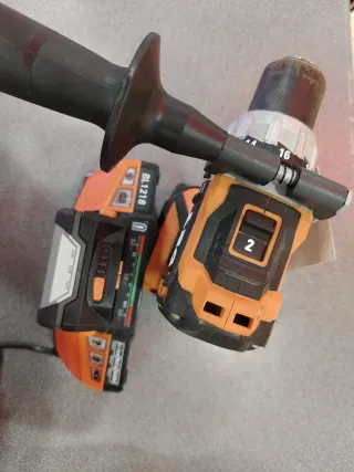 Taladro Percutor AEG BSB18CBL