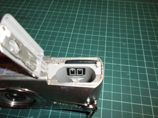 Cámara Digital Olympus FE-140 Plata