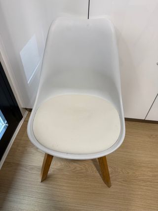 Sillas Maison du Monde Plástico y Madera