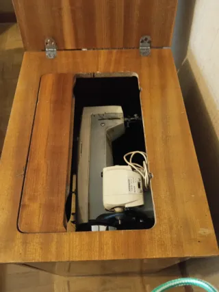 Máquina de coser Sigma Automatica