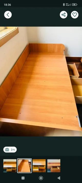 Cama de solteiro com arrumação em madeira