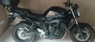 Yamaha FZ6 S2 Naked Negra