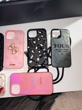 Fundas iPhone 15 Coach, Guess, Tous, Bimba y lola