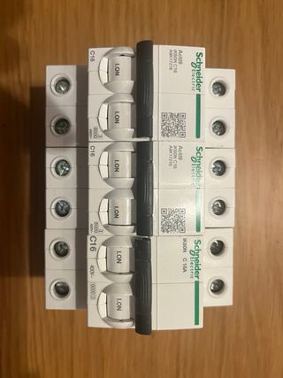 Lote magnetotérmicos y protectores