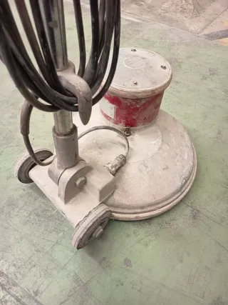 Pulidora de suelos profesional viudez puerta M-440