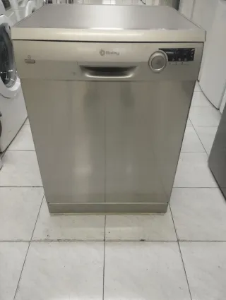LAVAVAJILLAS MARCA BALAY