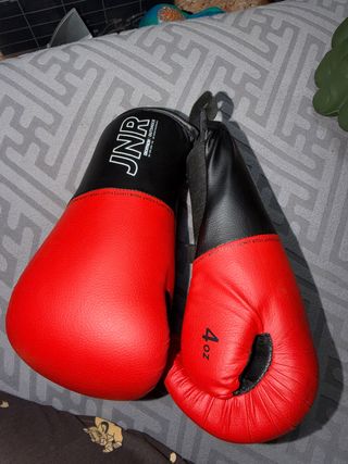 Guantes de boxeo JNR 4oz