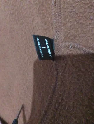 Sudadera con cremallera y capucha marrón